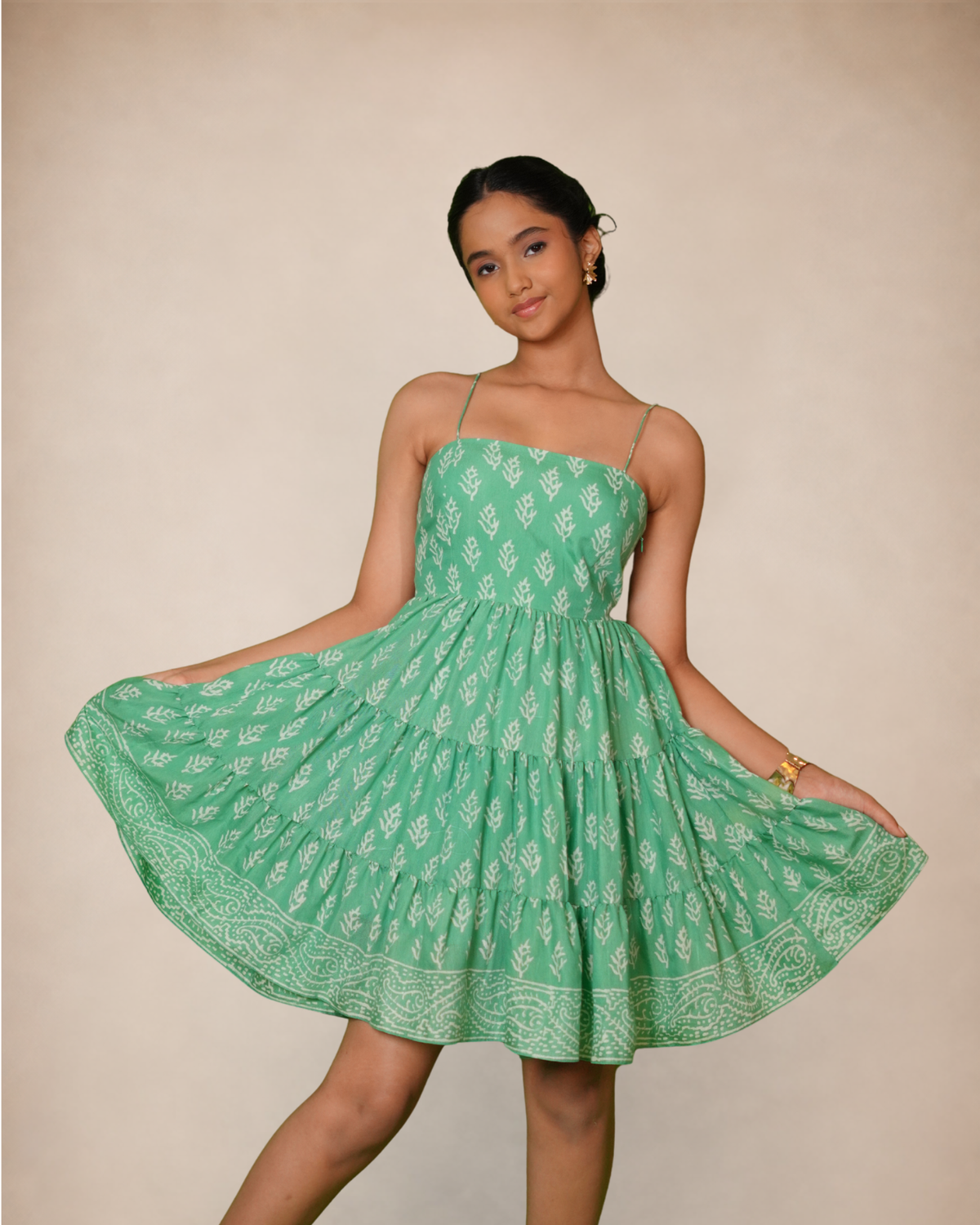 spaghetti strap summer dress